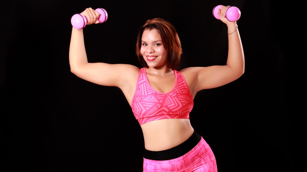 Las pesas caseras pueden darte muy buenos resultados al hacer ejercicio