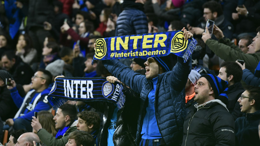 Aficionados del Inter de Milán. (AFP)
