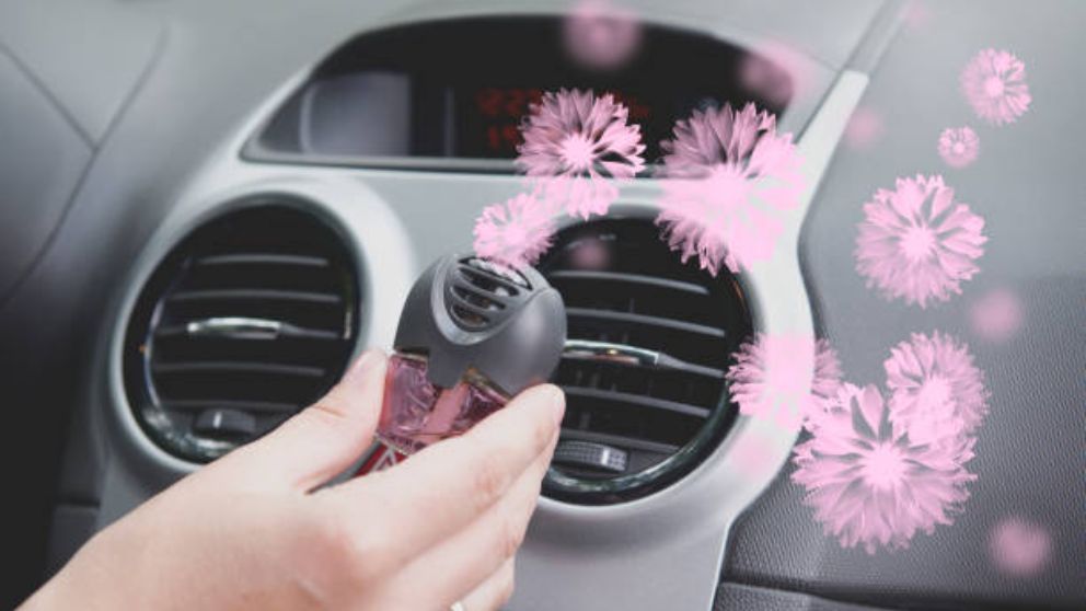 Guía de pasos para eliminar el olor a coche nuevo