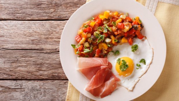pisto con huevos