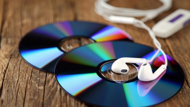 Cómo grabar un CD de música gratis con Windows 10 a paso