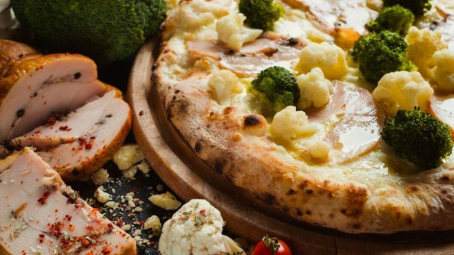 3 recetas de pizzas saludables con bases de verduras