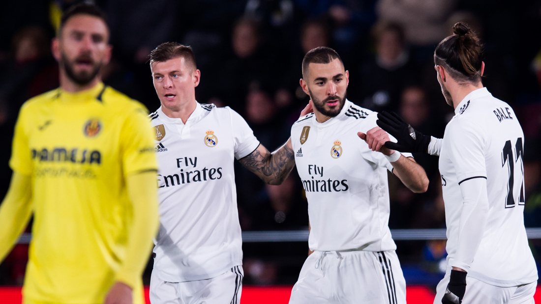 Benzema celebra su gol ante el Villarreal con Bale y Kroos (Getty).
