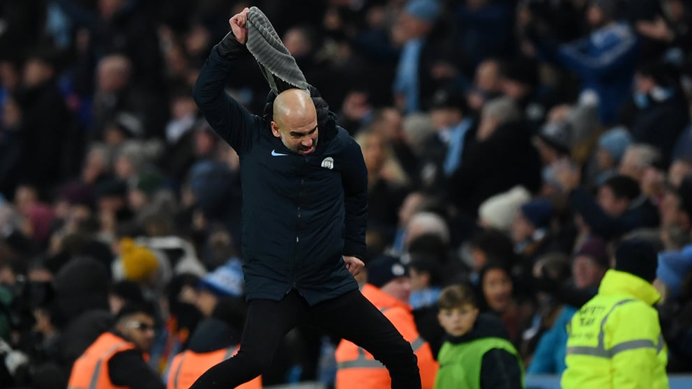 Guardiola, enrabietado durante el Manchester City-Liverpool. (Getty)