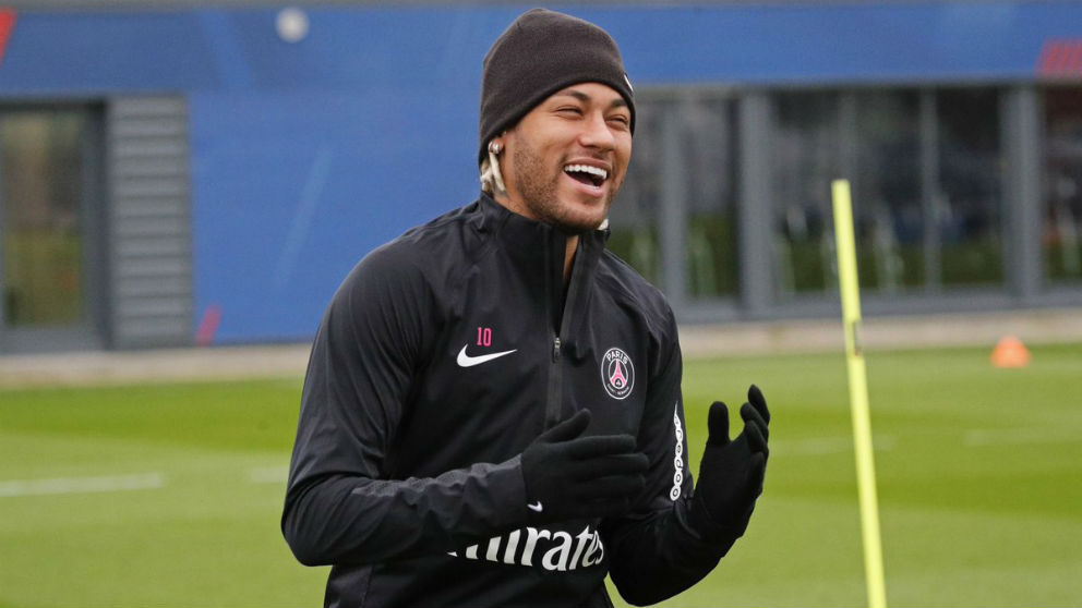 Neymar durante el entrenamiento con el PSG. (PSG)