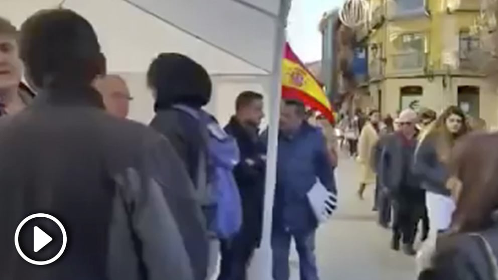 Miembros de VOX acosados por izquierdistas radicales en Soria.