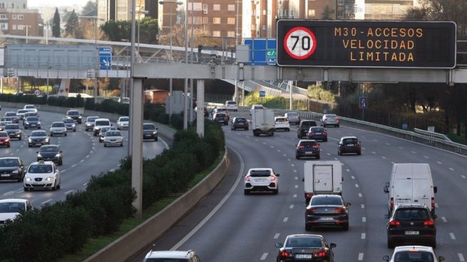 Madrid aplica de nuevo este martes límites a la velocidad en la M-30 y vías de acceso a la M-40