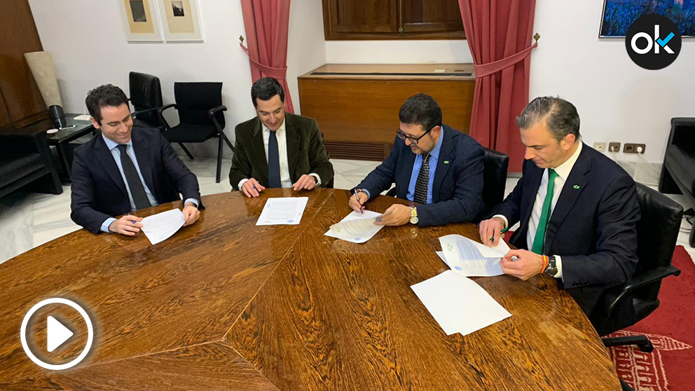 De izquierda a derecha, Teodoro García Egea, Juanma Moreno, Francisco Serrano y Javier Ortega