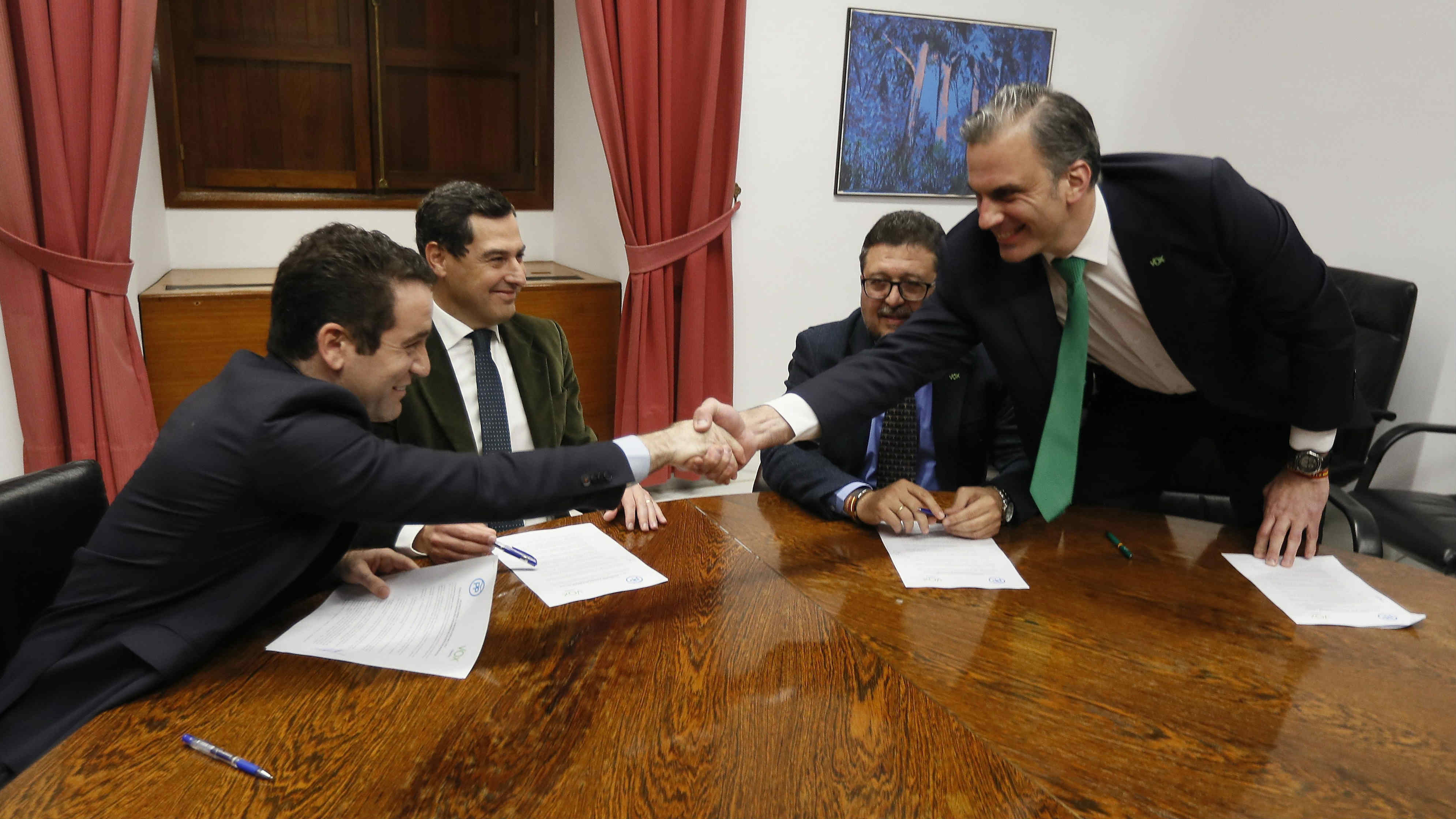 Reunión entre PP y VOX.