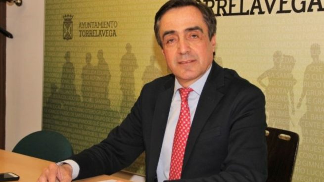 El portavoz del PP en Torrelavega amenaza con dejar el partido por la designación de Ruth Beitia