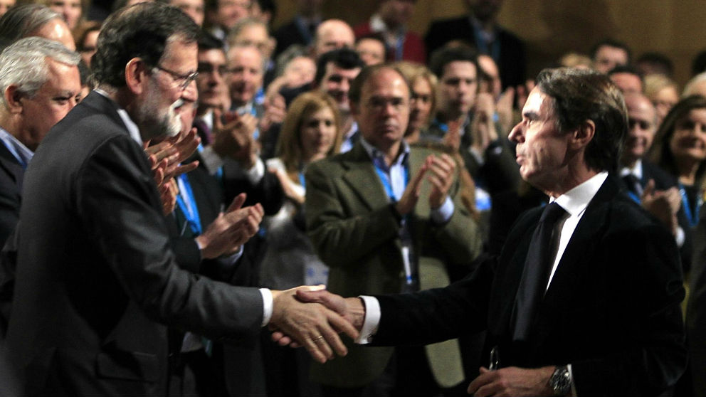 Mariano Rajoy y José María Aznar. Foto: Europa Press