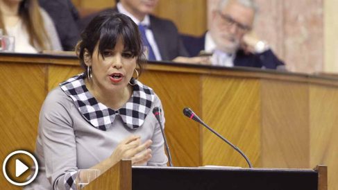 La dirigente de Adelante Andalucía,Teresa Rodríguez, en el debate de investidura.