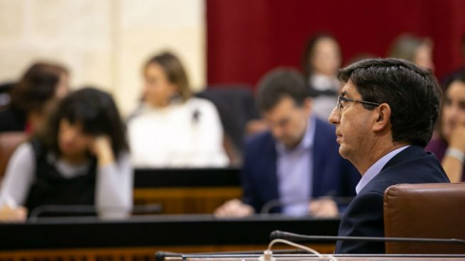La Junta de Andalucía piensa el modo de recuperar el dinero defraudado por el PSOE con el ‘caso ERE’