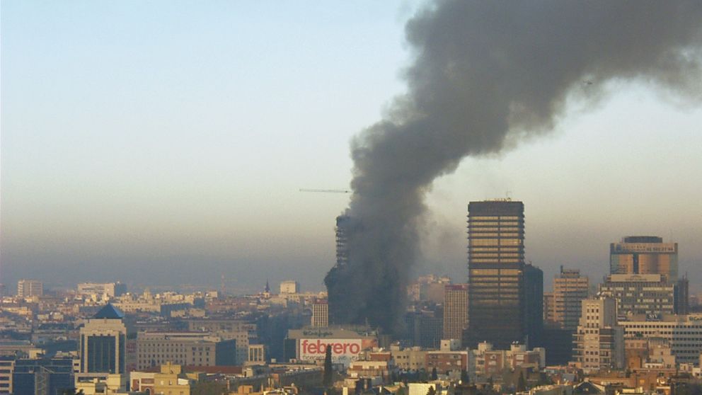Incendio de la Torre Windsor en Madrid