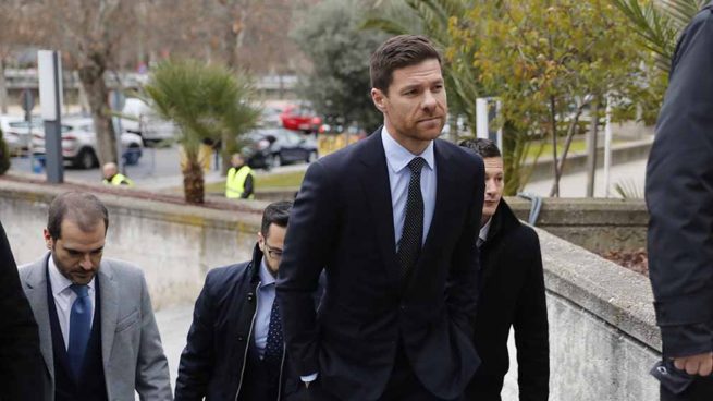 Xabi Alonso se sienta esta semana en el banquillo para demostrar que no es «un delincuente» fiscal