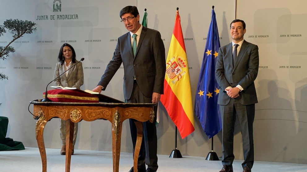 Juan Marín jura su cargo. Foto: Europa Press