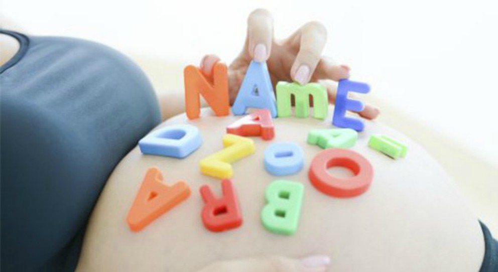 Qué hacer antes de elegir el nombre del bebé