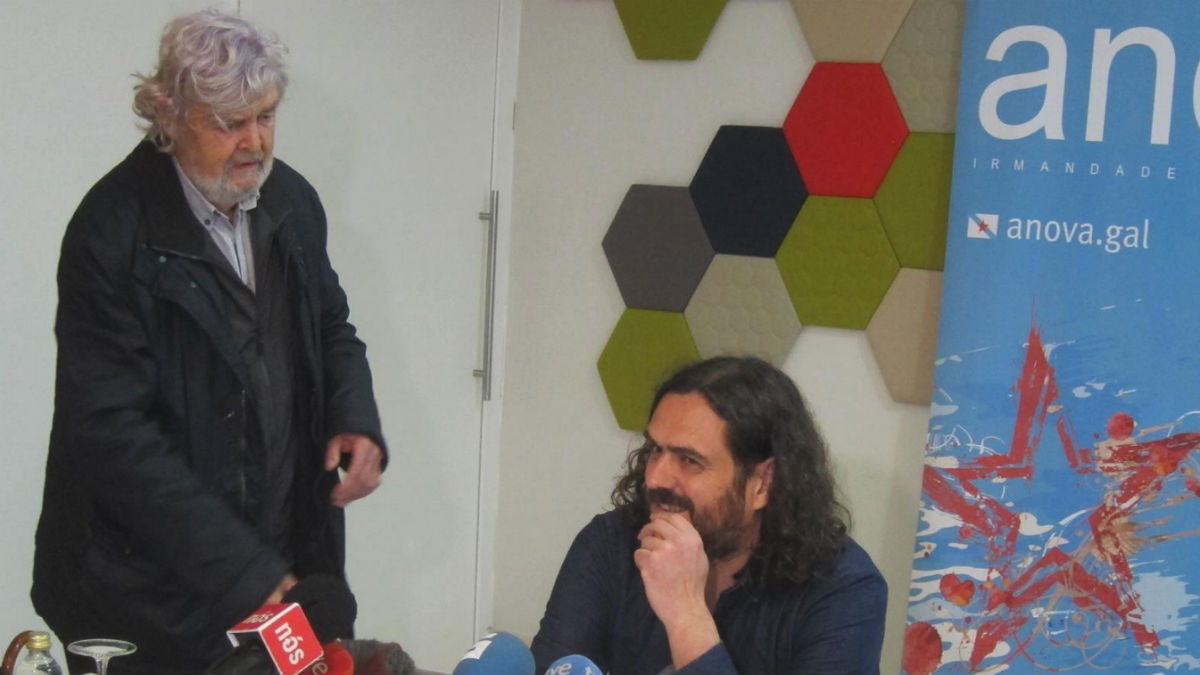 Xosé Manuel Beiras (izquierda) en una imagen reciente (EP).