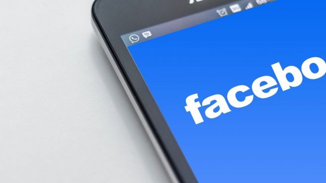 ocultar cuenta facebook