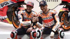 Marc Márquez y Jorge Lorenzo durante la presentación del Repsol Honda Team. (AFP)
