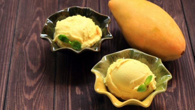 Mousse de helado de mango