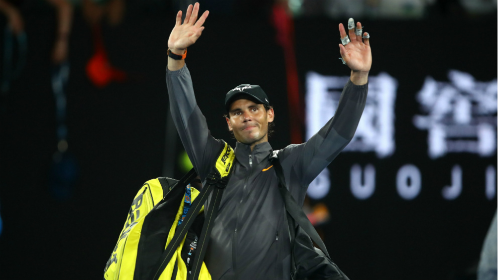 Rafa Nadal se emocionó tras ganar a Tsitsipas en la semifinal del Open de Australia. (Getty)
