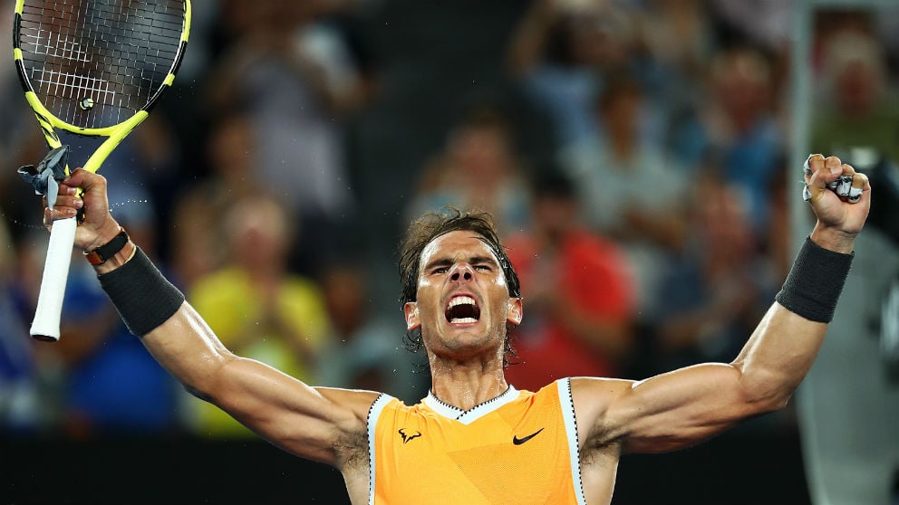 Rafa Nadal celebra la victoria ante Tsitsipas en las semifinales del Open de Australia. (Getty)