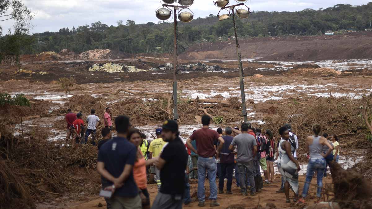 Rotura de una presa minera en Brasil. Foto: AFP