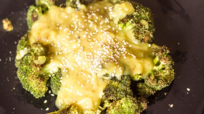 brócoli con salsa de curry