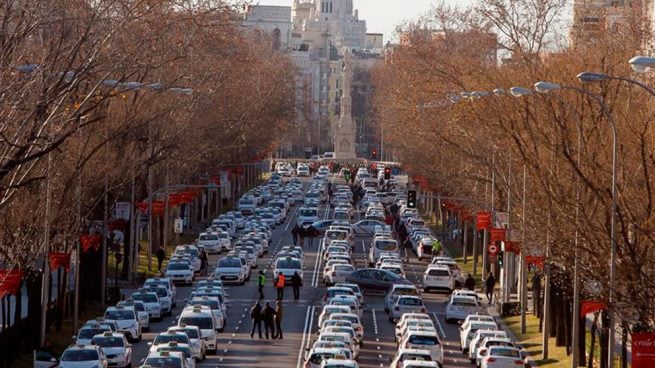 taxistas-detenidos-castellana-pinchar-ruedas