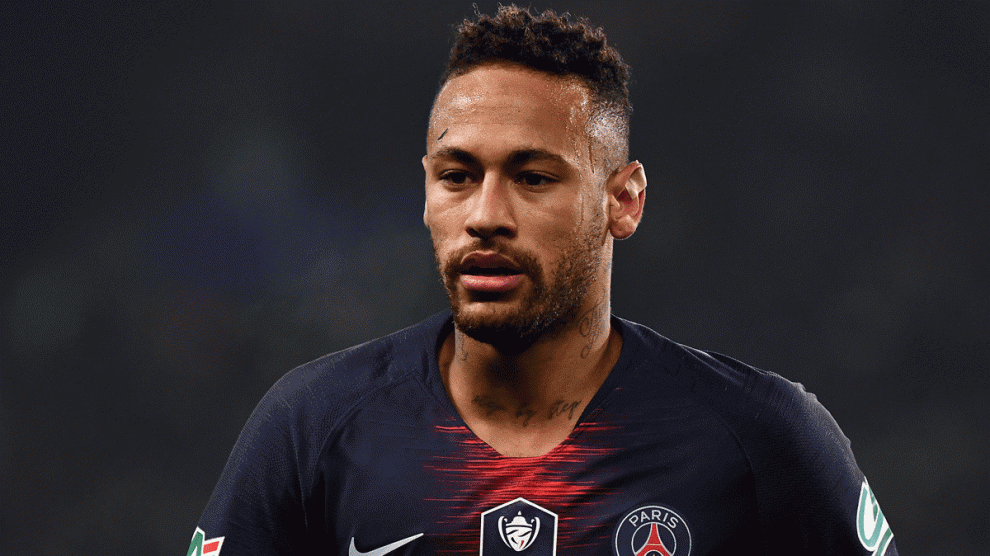 Neymar estará de baja hasta finales de marzo. (AFP)