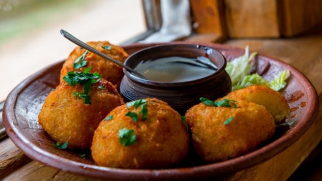 Bombas de patata y carne