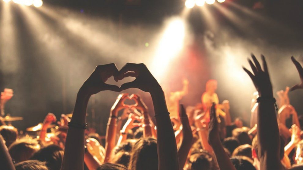Consejos para ir a un concierto con tus hijos