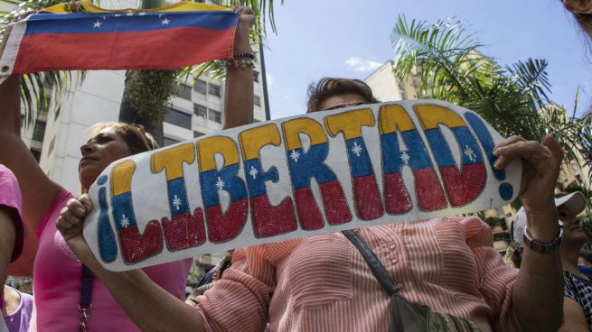 España y Colombia exigen a Venezuela la «inmediata» puesta en libertad de los periodistas de EFE