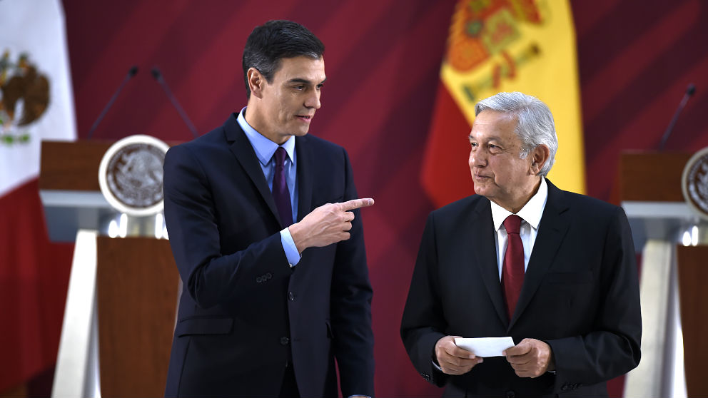 Pedro Sánchez y Andrés Manuel López Obrador (Foto: AFP).