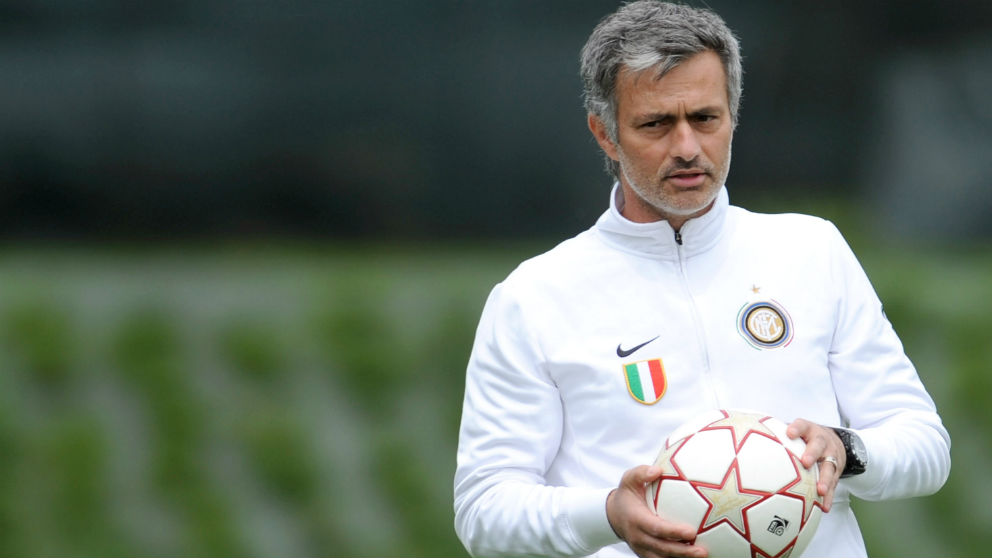 José Mourinho durante un entrenamiento con el Inter. (Getty)