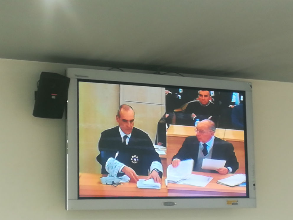 El fiscal Alejandro Luzón interroga a Rodrigo Rato