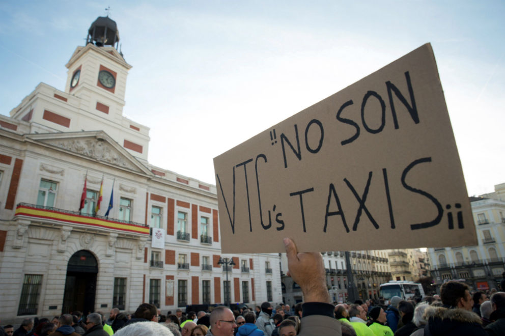 Manifestación de taxistas en la Puerta del Sol