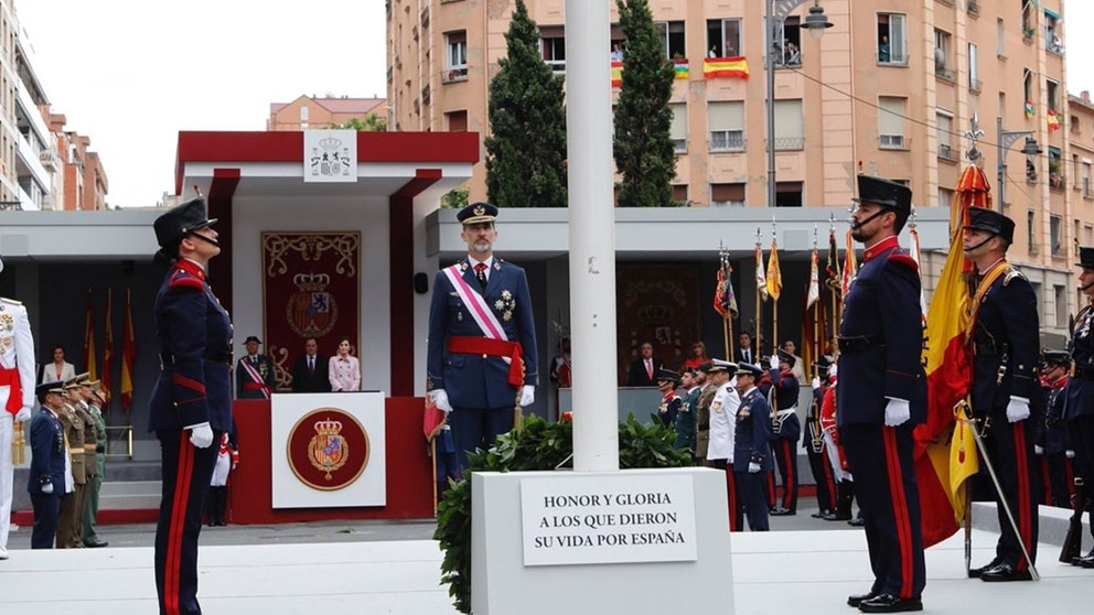 El Rey Felipe VI presidiendo el desfile del Día de las Fuerzas Armadas. Foto: Europa Press