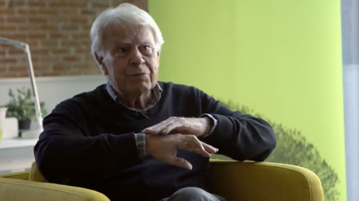 Felipe González en el video que ha difundido sobre la figura del mediador (YouTube).