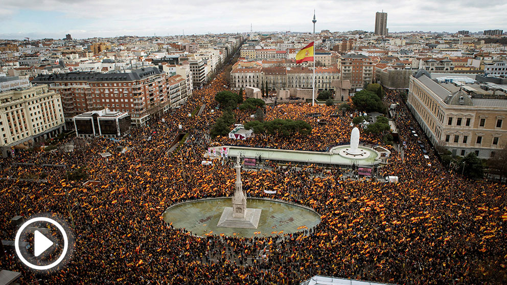 Multitudinaria manifestación en Madrid por la unidad de España en 2019.