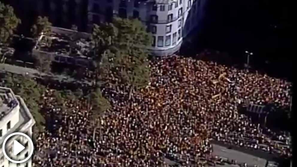 Manifestación vista desde el helicóptero de la Policía.