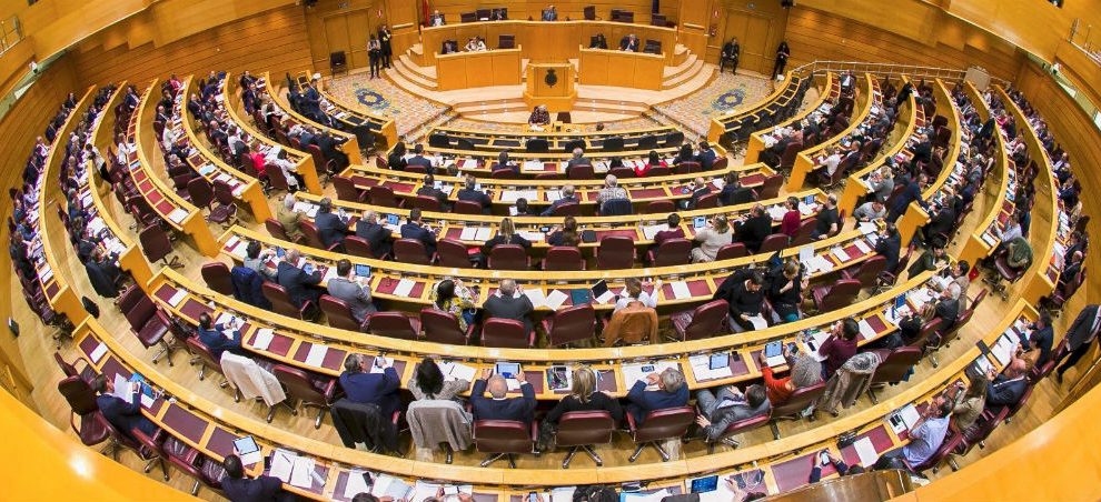 Pleno del Senado, cámara donde el Partido Popular es mayoritario