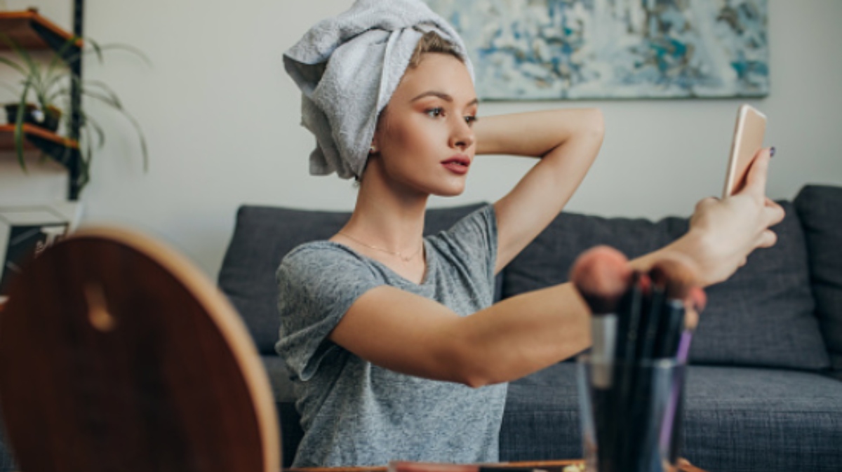 Cómo maquillar una cara redonda: consejos y trucos de maquillaje paso a paso Cómo maquillar una cara redonda: consejos y trucos de maquillaje paso a paso