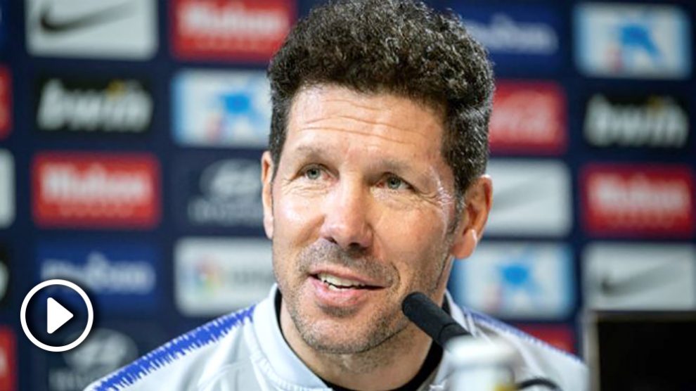Simeone durante la rueda de prensa previa al partido contra el Rayo. (EFE)