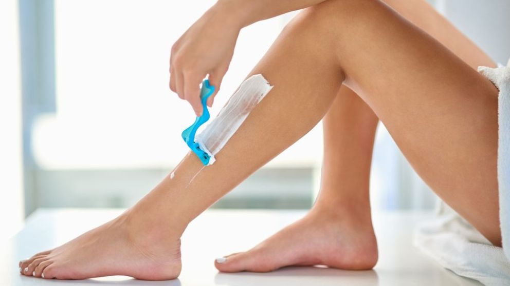 depilarse las piernas con diferentes métodos a