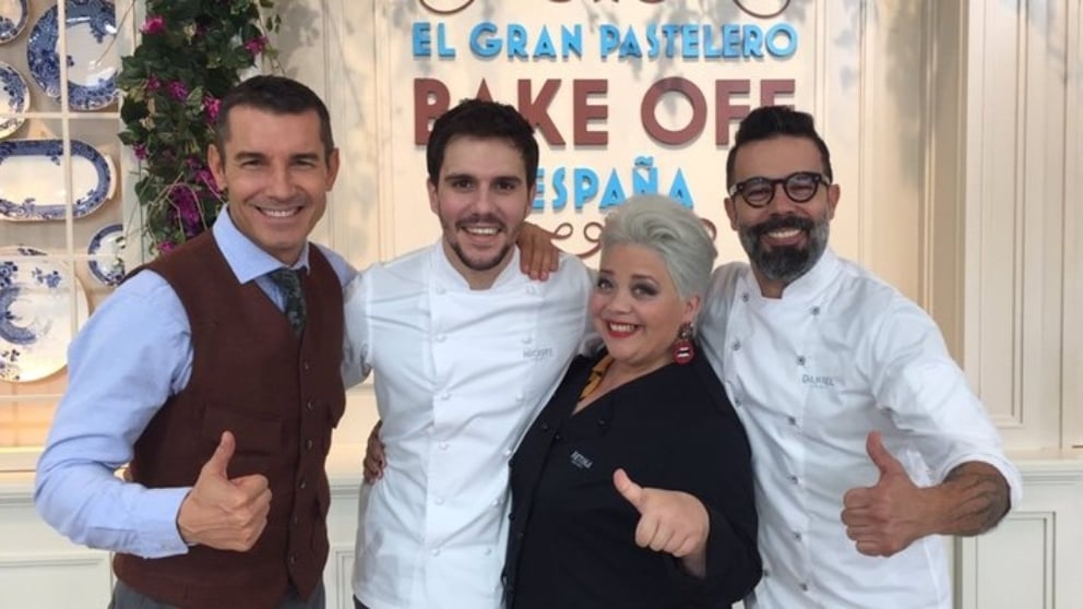 Jesús Vázquez y los miembros del jurado de ‘Bake Off España’