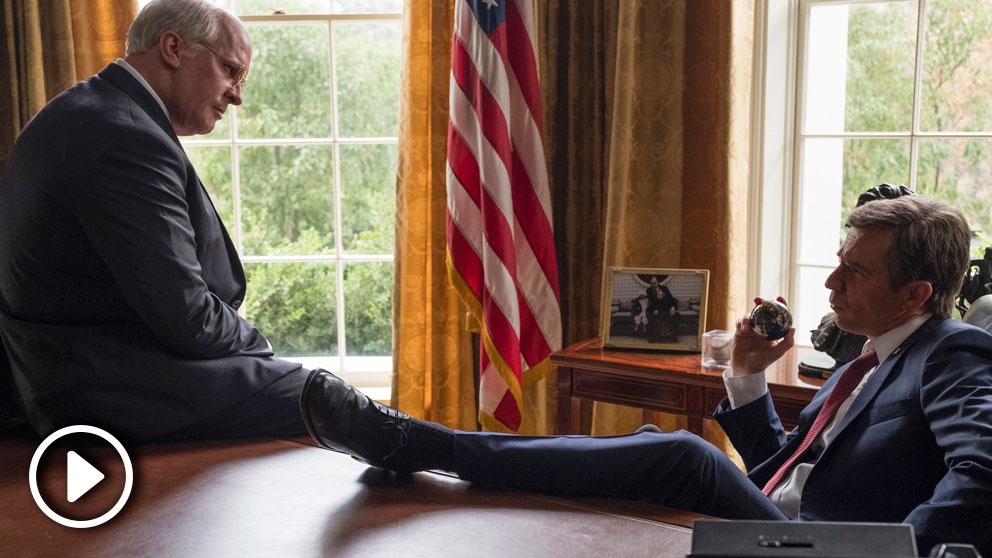 Christian Bale y Sam Rockwell interpretan a Dick Cheney y George W. Bush en ‘El vicio del poder’.