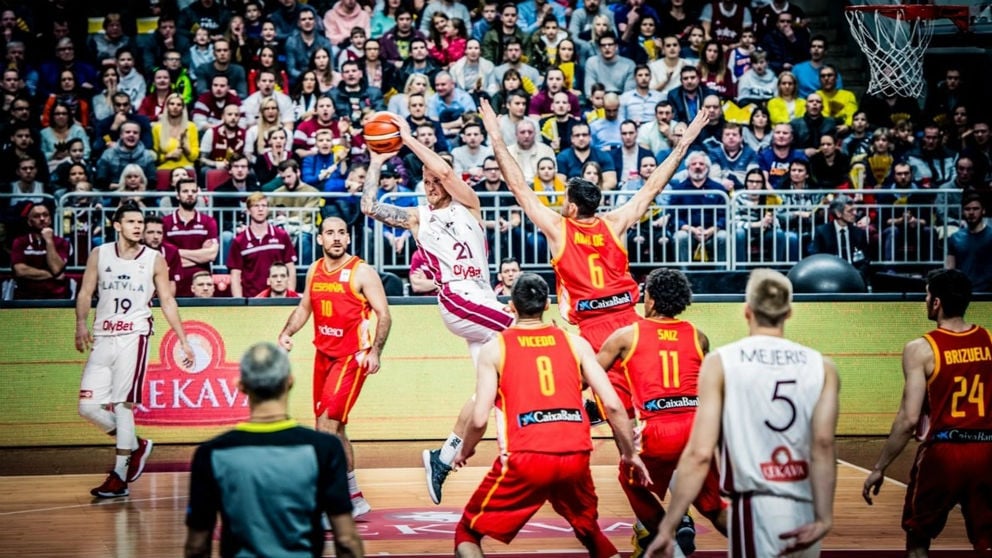 Partido de la selección española ante Letonia. (FIBA)