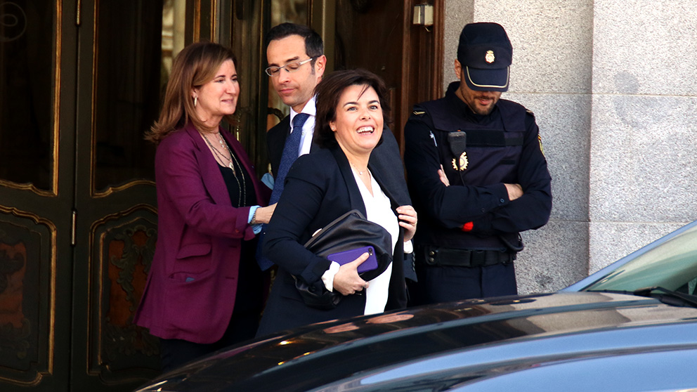 Soraya Sáenz de Santamaría abandona el Supremo tras declarar. (Foto: E. Falcón)